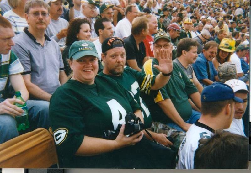 momanddadpack (at the game) (picink) momanddadpack at the game picink