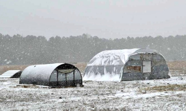 Hauling Water, and Cold Farm Kids...the Daily Farm Adventures {100} 3 winter water 04