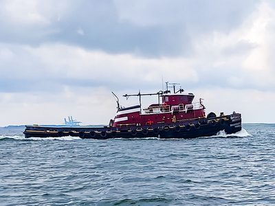 Seeing and Exploring Hampton Roads from the water.